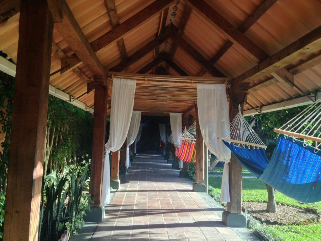 Hotel Posada De Don Rodrigo Panajachel Ngoại thất bức ảnh